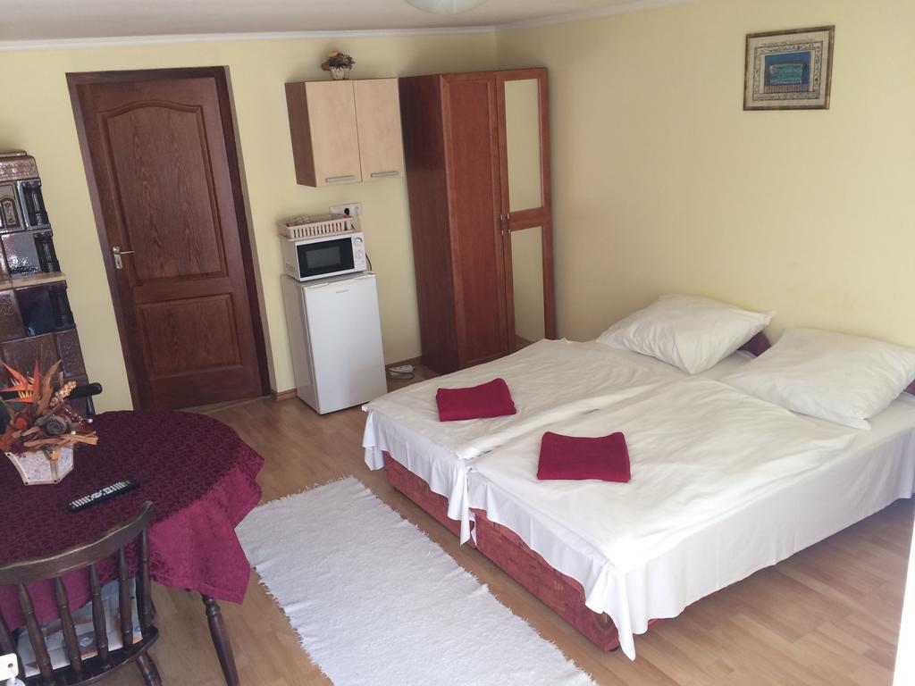 Szep Kert Vendeghaz Hotel Szekszárd Exterior foto